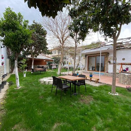 Duesseldorf Pansiyon Kusadasi Aydin Exteriör bild